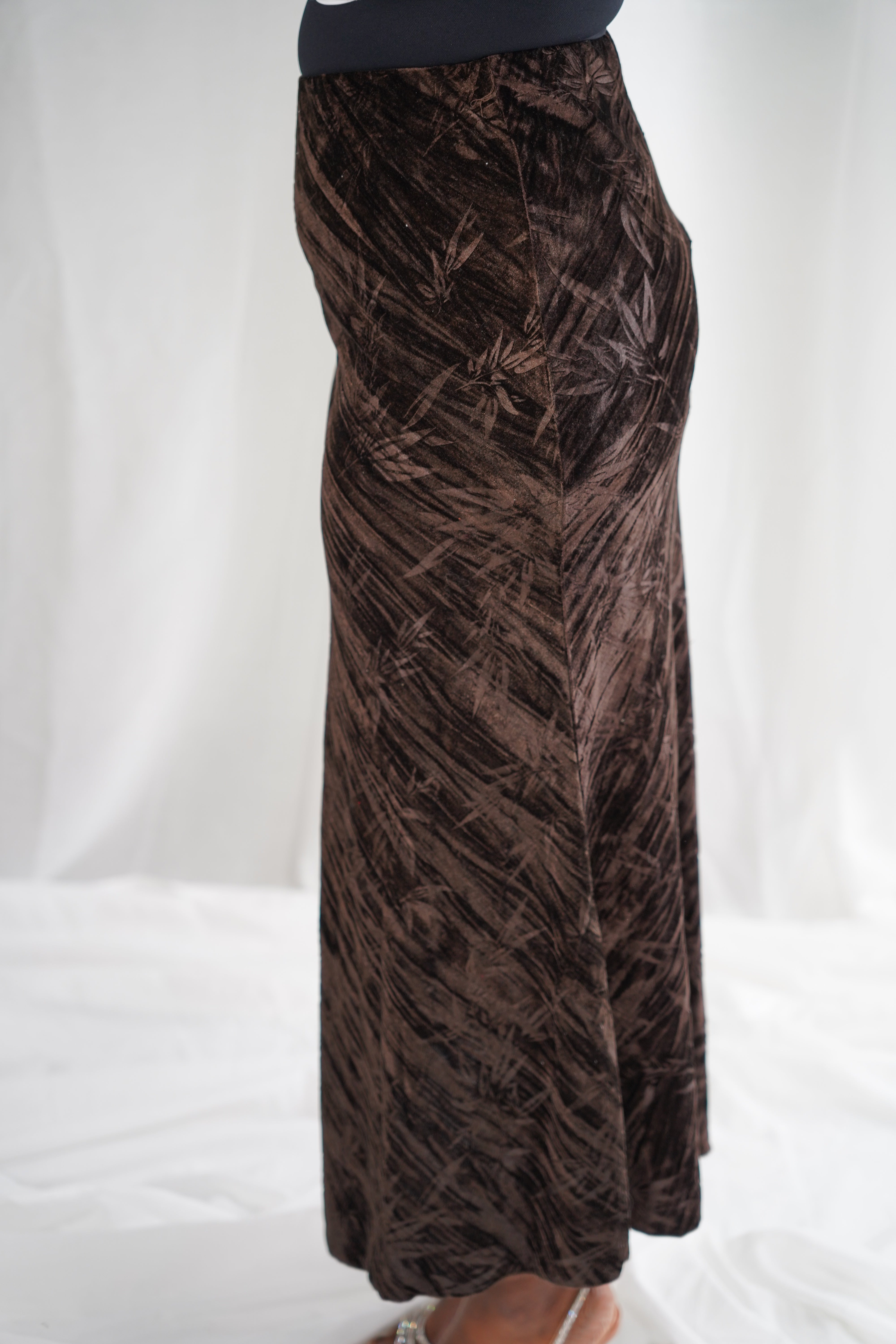 Jupe Midi Velours “Écorce Nocturne”