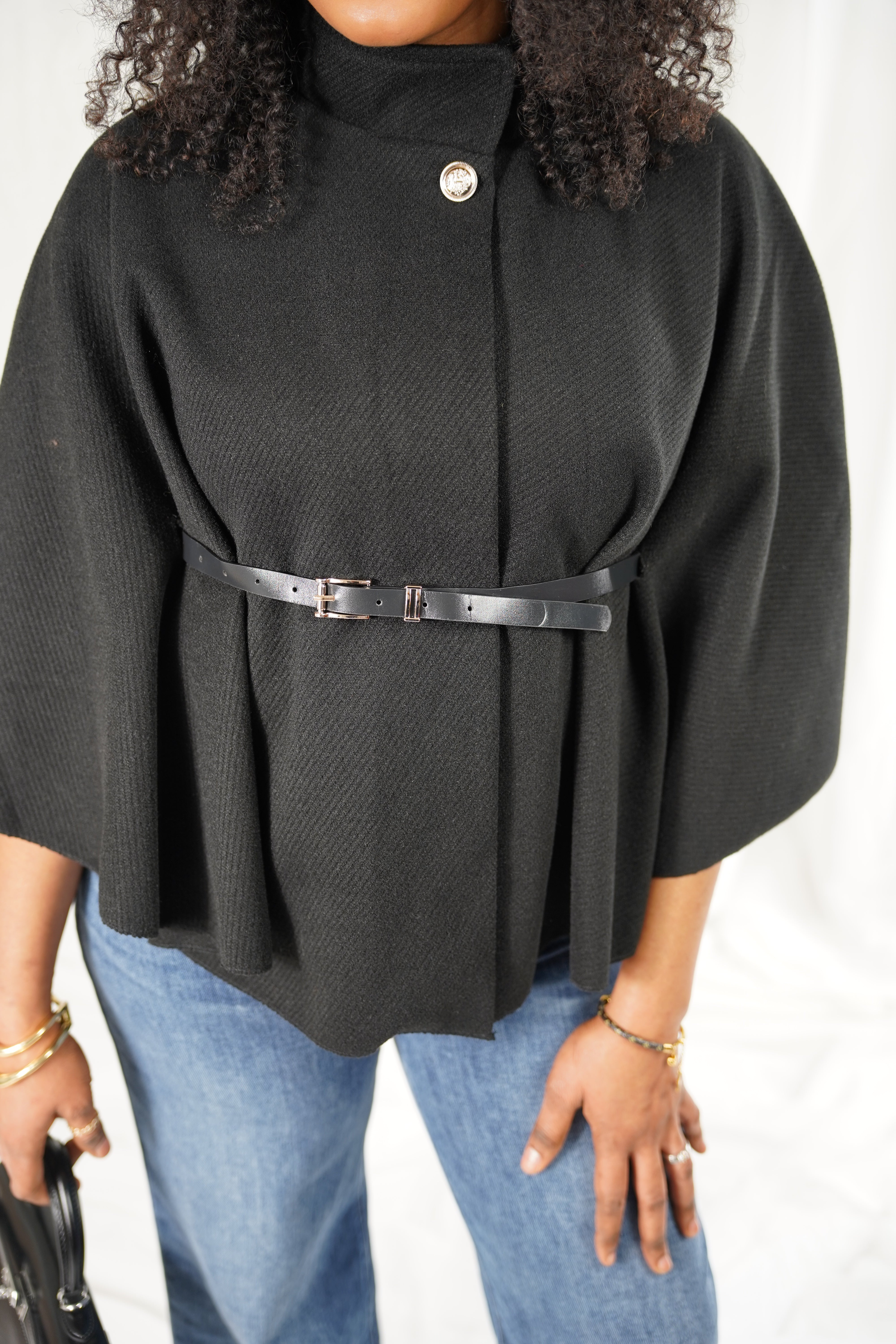 Cape Poncho Élégante avec Ceinture – Noir